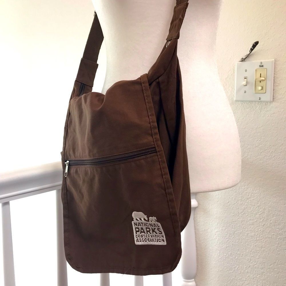 CANVAS CROSSBODY HIKING BAG OR TRAVEL
